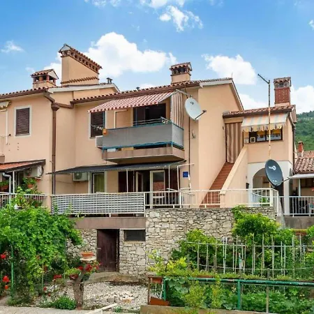 Ema 4+2 Апартаменты *