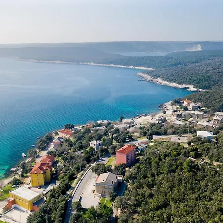 Apartamento Ema 4+2 Koromačno